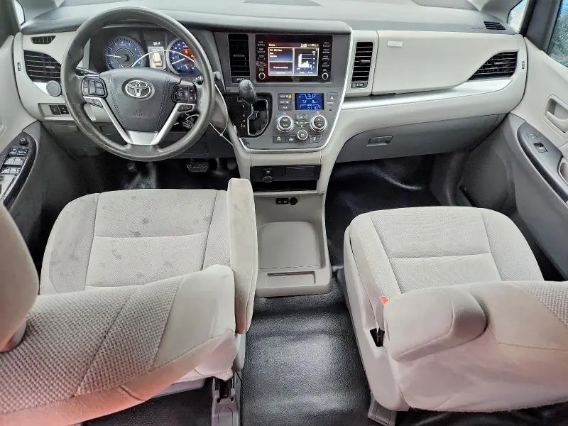 2020 TOYOTA SIENNA L 7-PASSENGER  