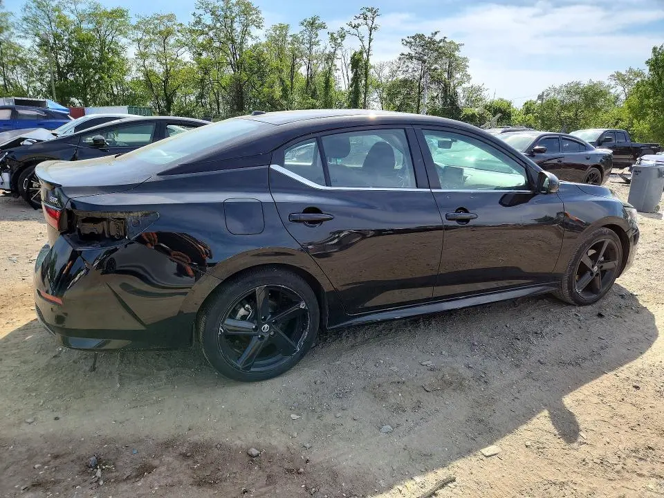 2023 NISSAN SENTRA SR  