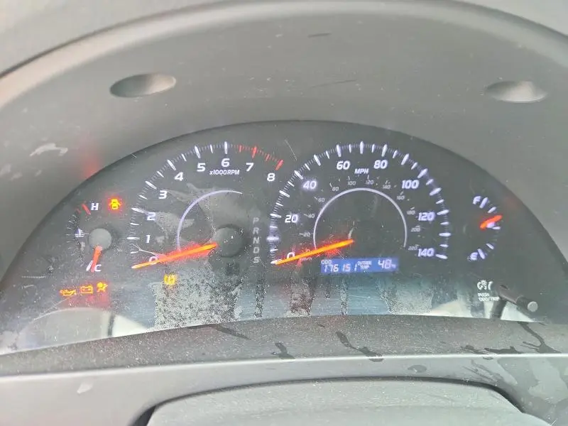 2011 TOYOTA CAMRY LE  