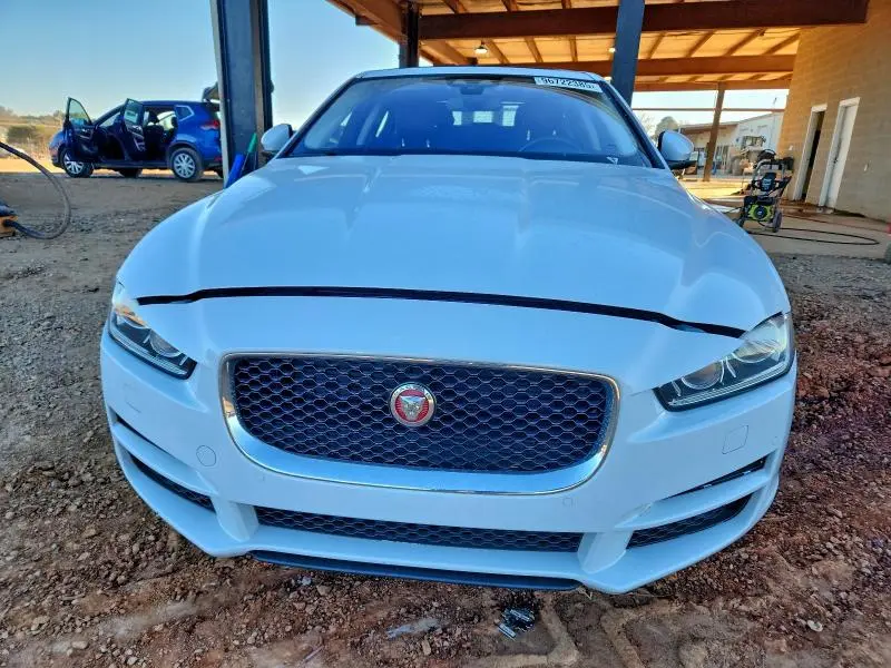 2017 JAGUAR XE FIRST EDITION  