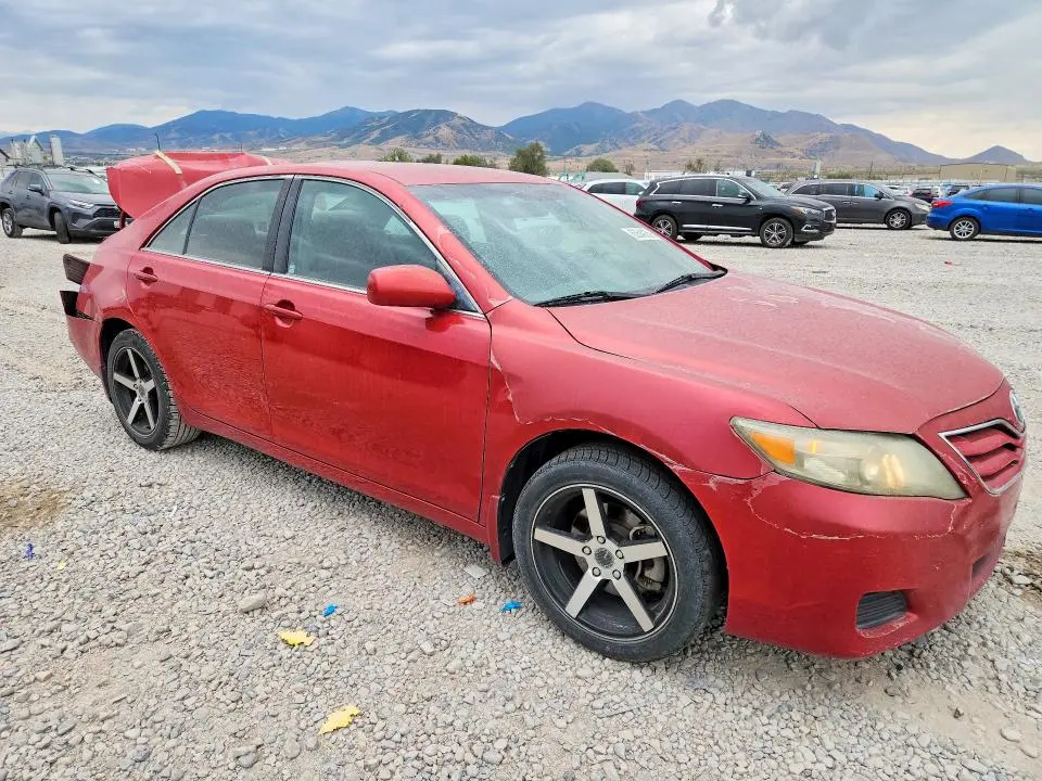 2011 TOYOTA CAMRY LE  