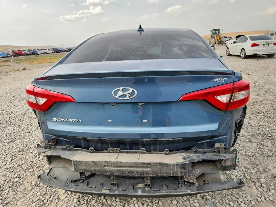2017 HYUNDAI SONATA SE  