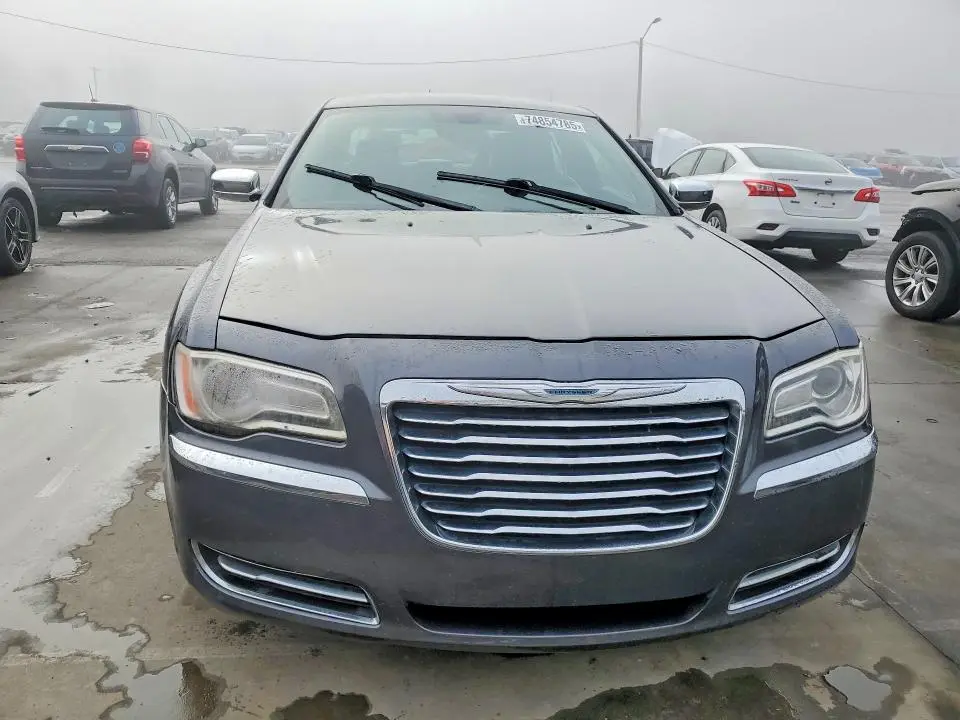 2014 CHRYSLER 300C   
