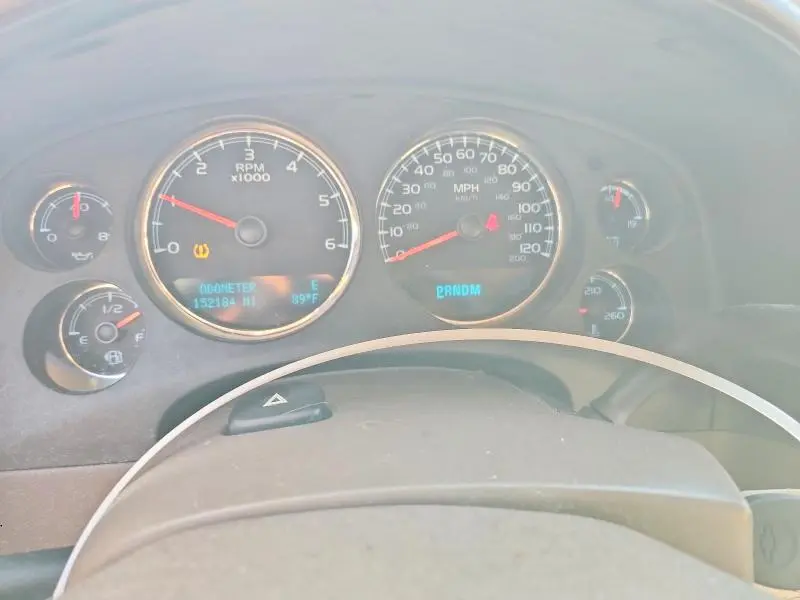 2011 CHEVROLET TAHOE K1500 LT  