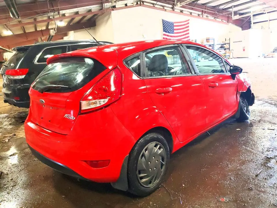 2013 FORD FIESTA SE  