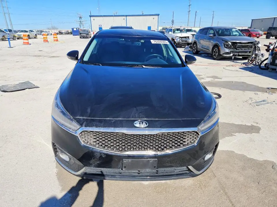2019 KIA CADENZA PREMIUM  