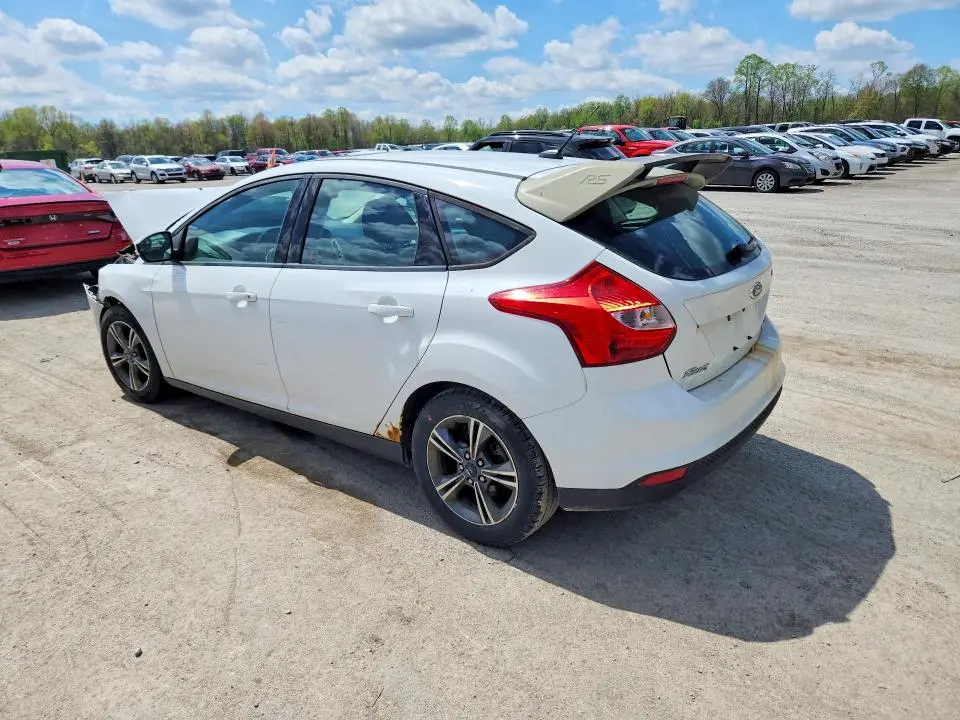 2014 FORD FOCUS SE  