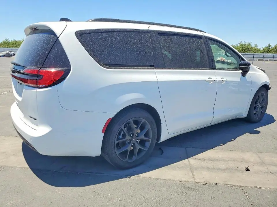 2025 CHRYSLER PACIFICA LIMITED  