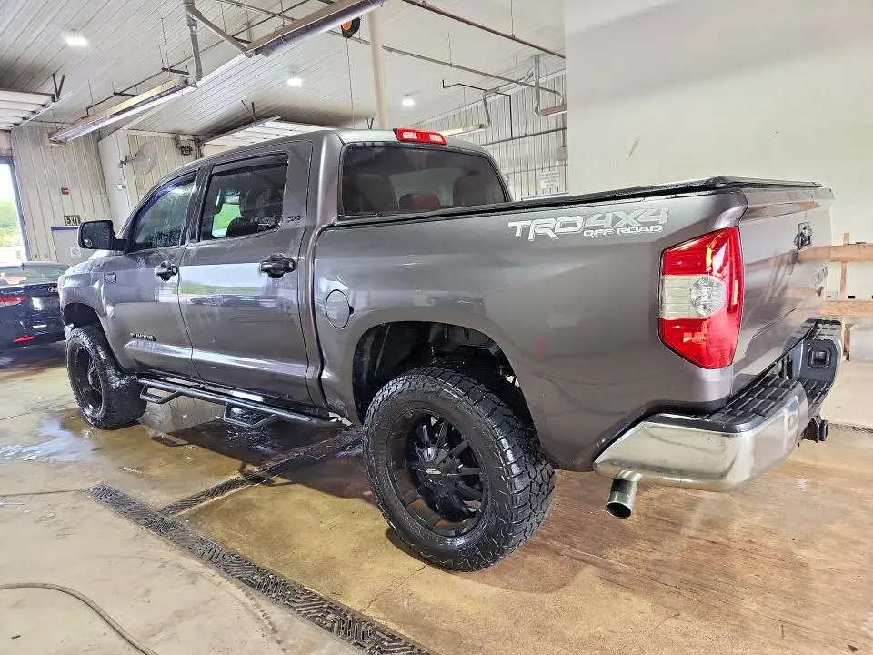 2014 TOYOTA TUNDRA CREWMAX SR5  