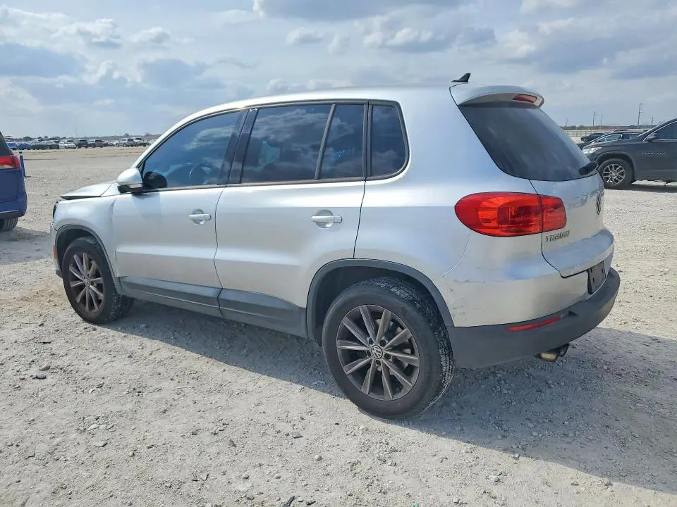 2014 VOLKSWAGEN TIGUAN S  