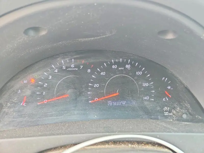 2011 TOYOTA CAMRY LE  