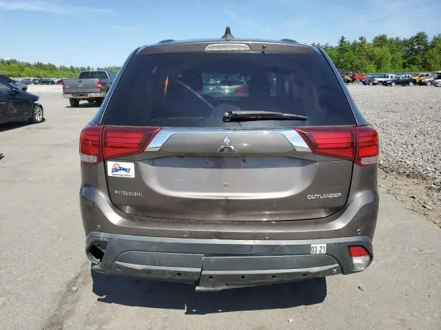 2018 MITSUBISHI OUTLANDER ES  