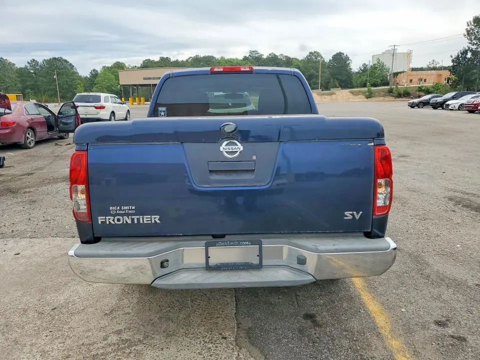2011 NISSAN FRONTIER S  