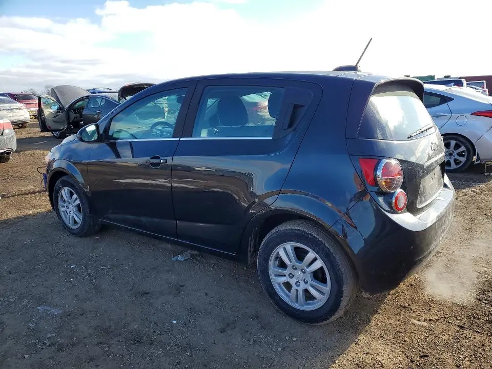 2015 CHEVROLET SONIC LT  