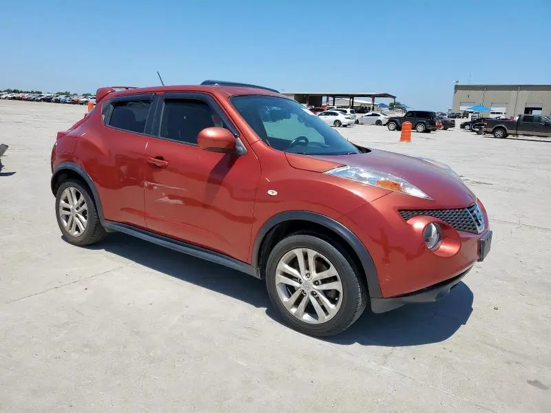 2012 NISSAN JUKE S  