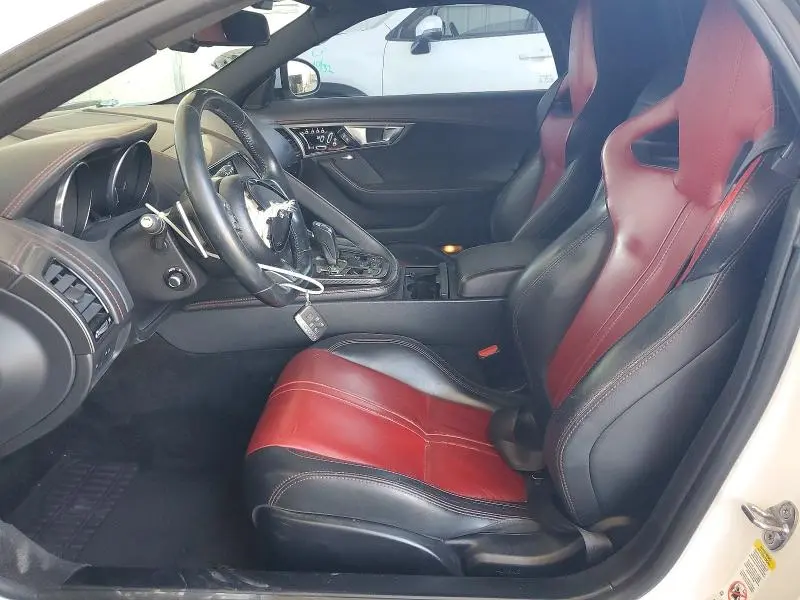 2016 JAGUAR F-TYPE   