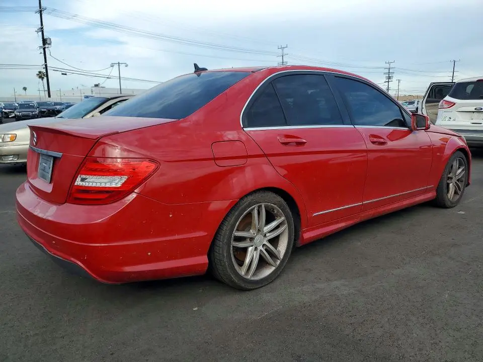 2013 MERCEDES-BENZ C 250  