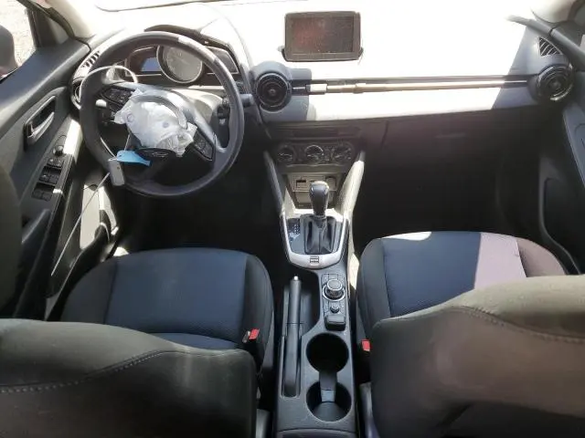 2019 TOYOTA YARIS L  