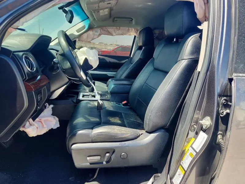 2016 TOYOTA TUNDRA CREWMAX LIMITED  