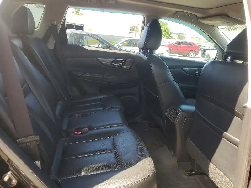 2015 NISSAN ROGUE SL  