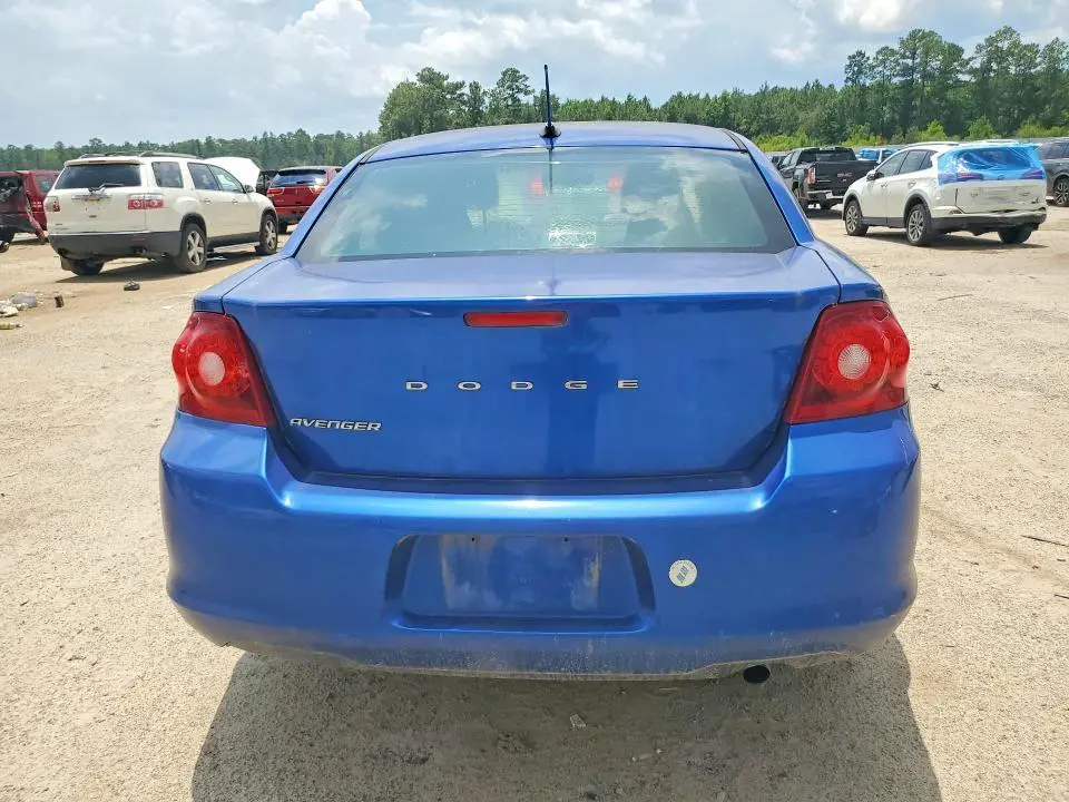 2013 DODGE AVENGER SE  