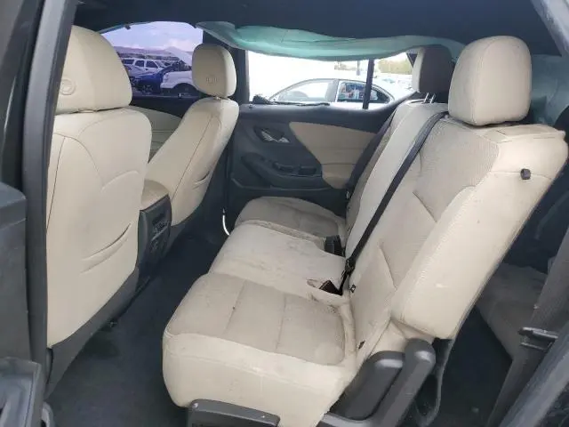 2022 CHEVROLET TRAVERSE LS  