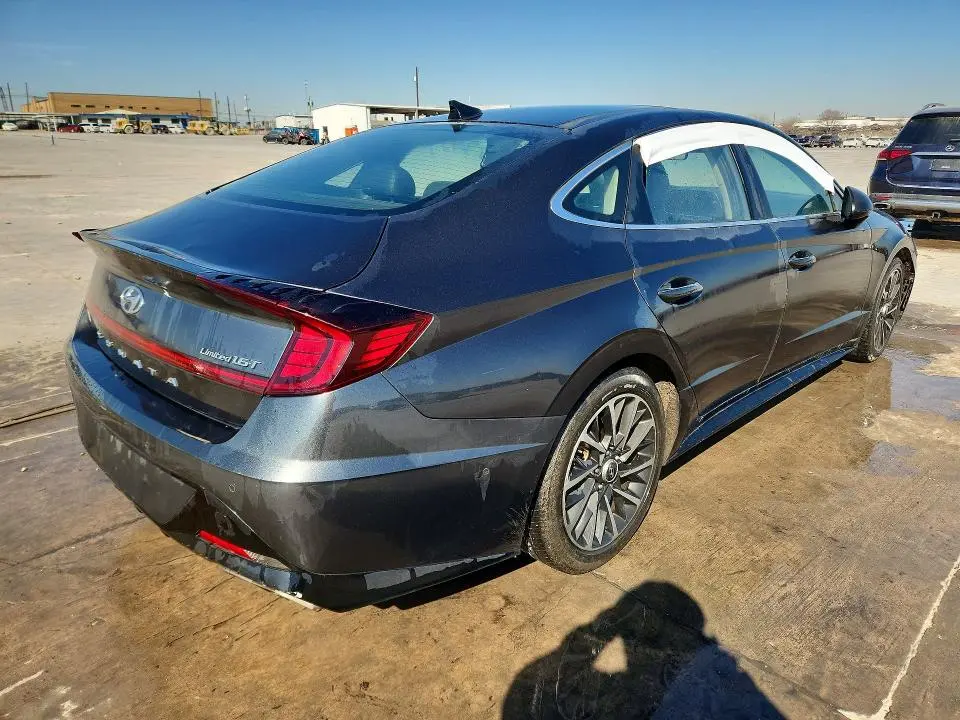 2022 HYUNDAI SONATA LIMITED  