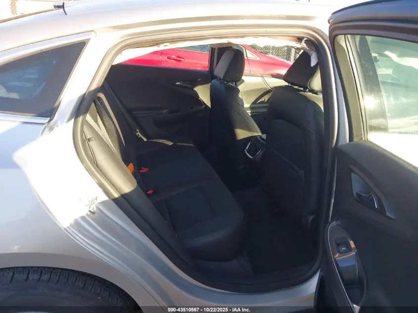 2017 CHEVROLET MALIBU 1LT