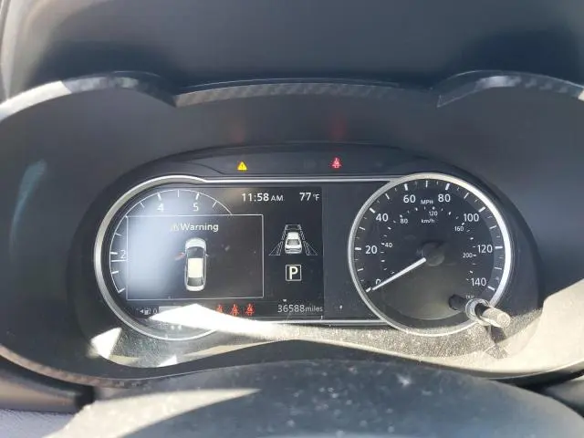 2022 NISSAN VERSA SR  