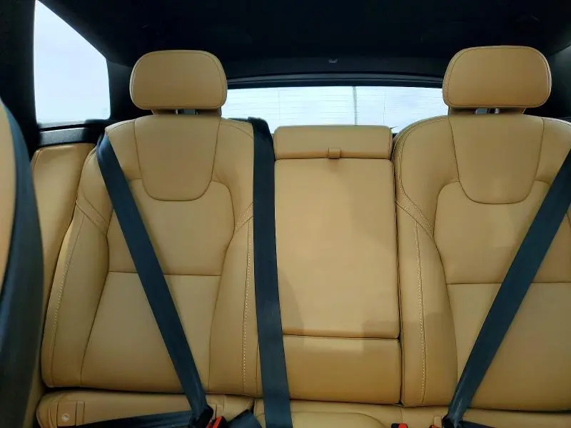 2023 VOLVO XC60 ULTIMATE  