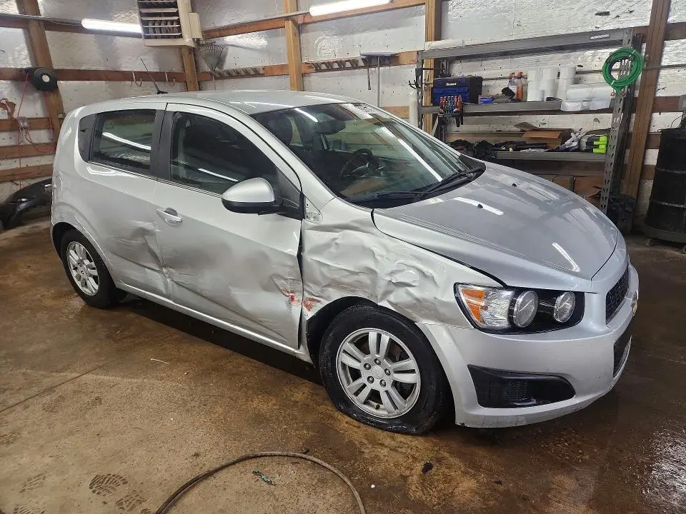 2014 CHEVROLET SONIC LT  