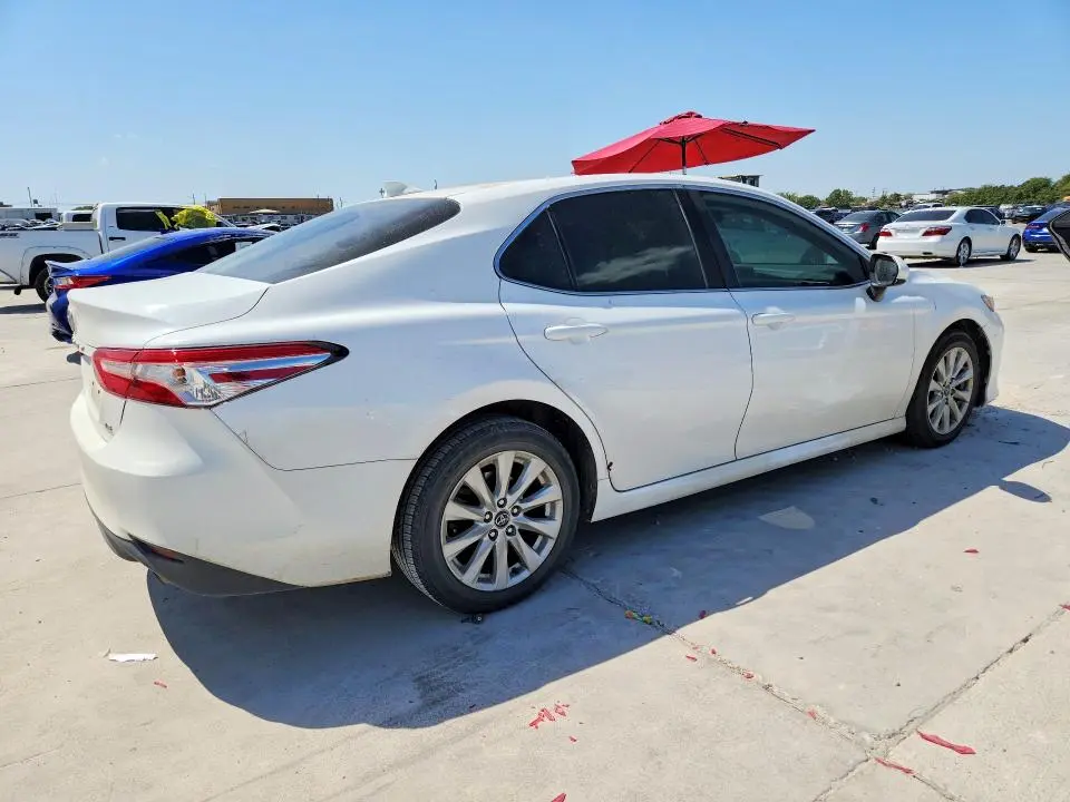 2020 TOYOTA CAMRY LE  