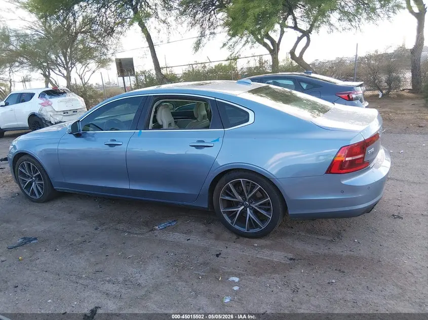 2018 VOLVO S90 T5 MOMENTUM