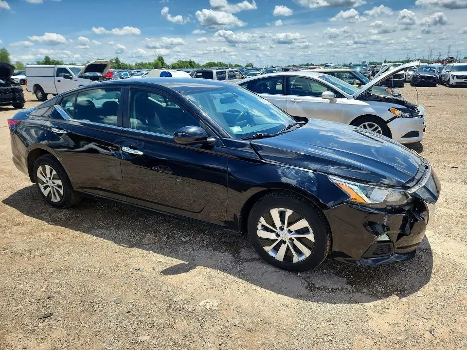 2020 NISSAN ALTIMA S  