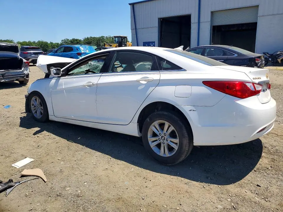 2011 HYUNDAI SONATA GLS  