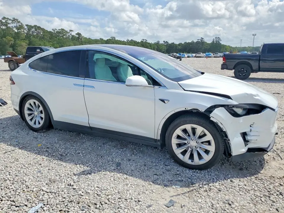 2020 TESLA MODEL X   