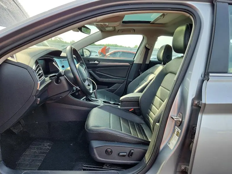 2024 VOLKSWAGEN JETTA SE  