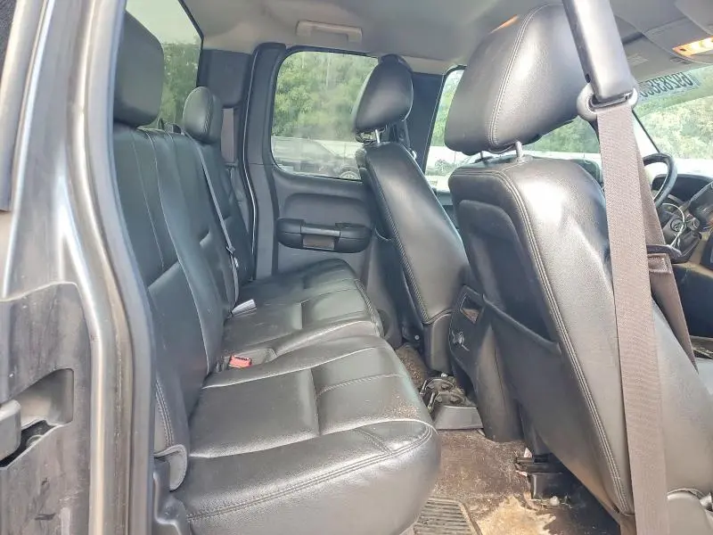 2013 CHEVROLET SILVERADO C1500 LT  
