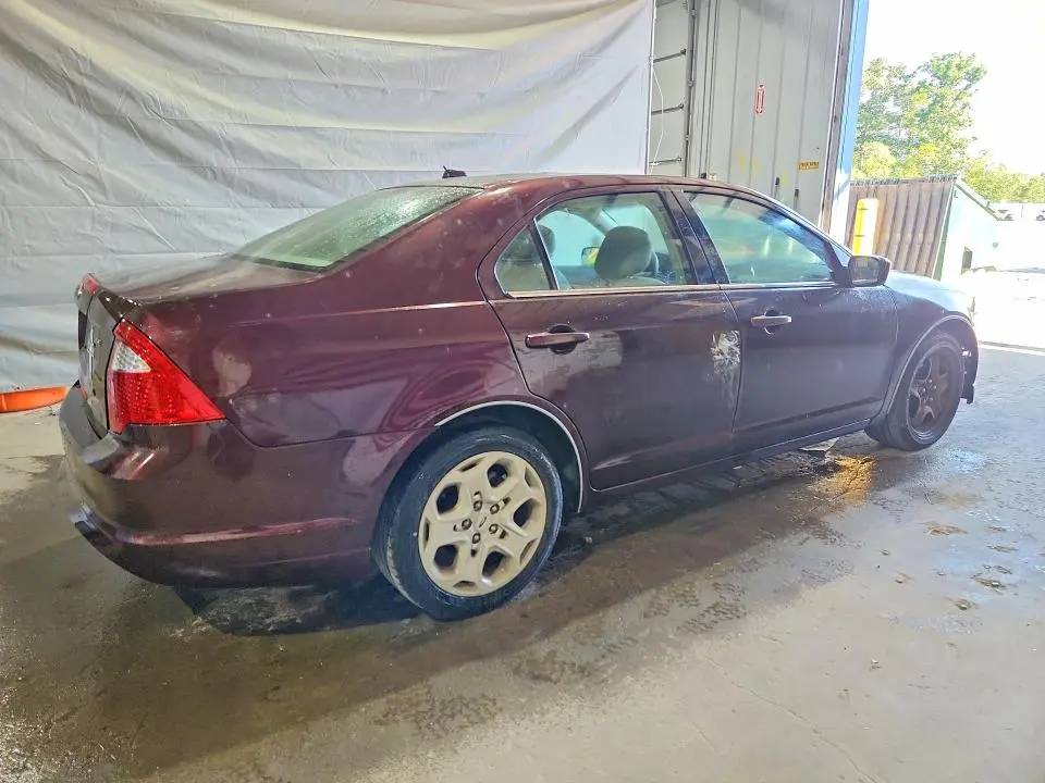 2011 FORD FUSION SE  
