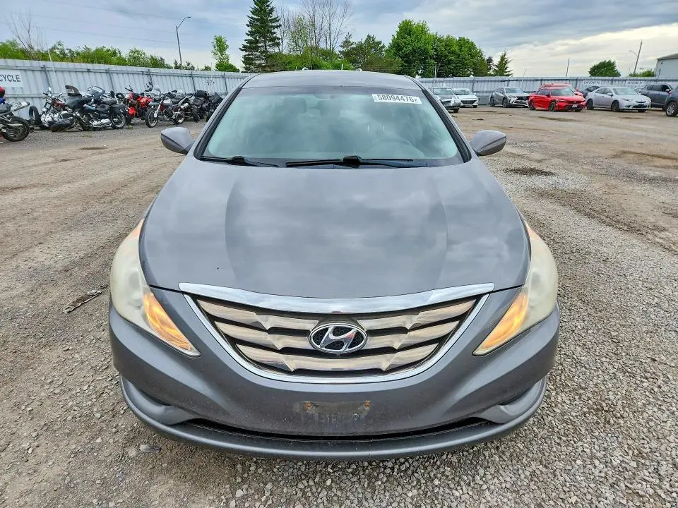 2011 HYUNDAI SONATA GLS  