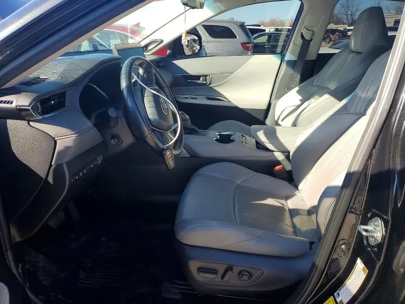 2023 TOYOTA VENZA LE  