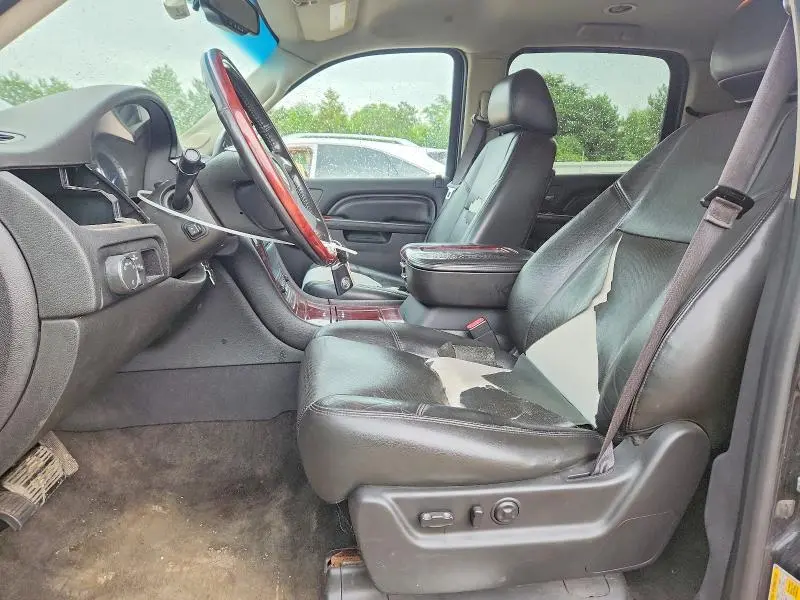 2013 CADILLAC ESCALADE ESV  
