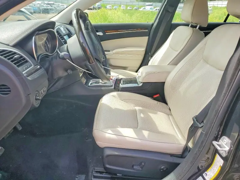 2016 CHRYSLER 300C   