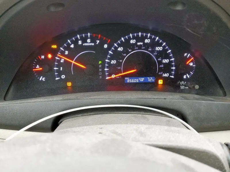2010 TOYOTA CAMRY BASE  