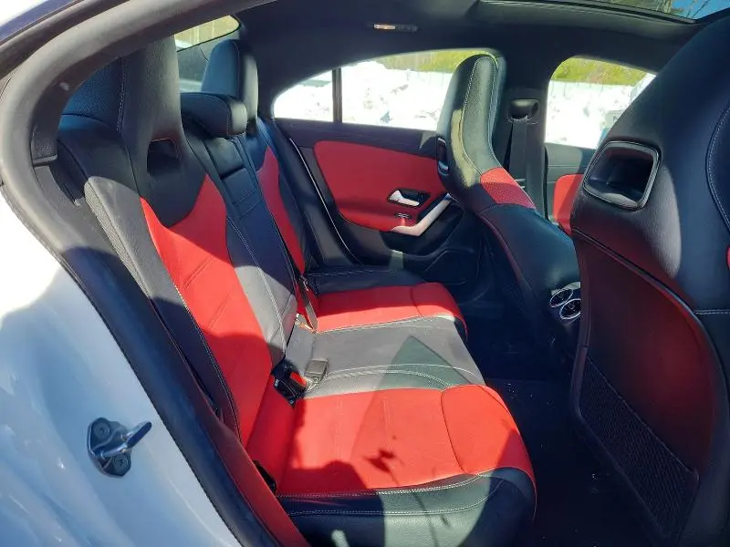 2022 MERCEDES-BENZ CLA AMG 35 4MATIC  