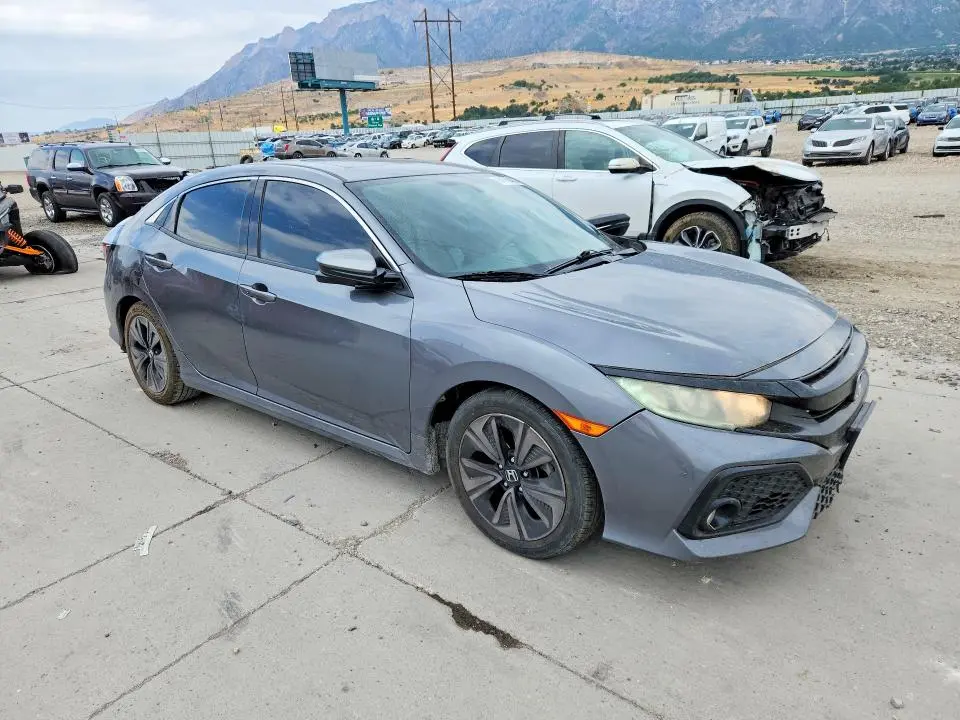 2018 HONDA CIVIC EX  