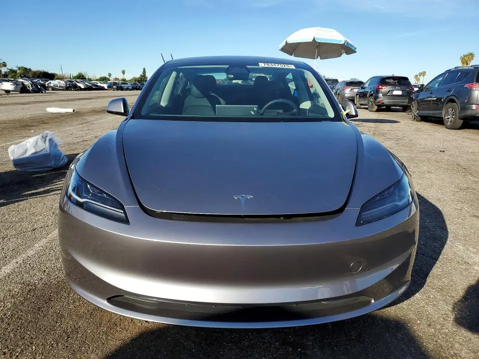 2025 TESLA MODEL 3   