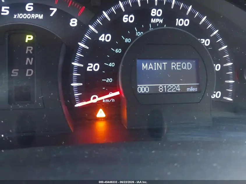 2010 TOYOTA CAMRY XLE V6