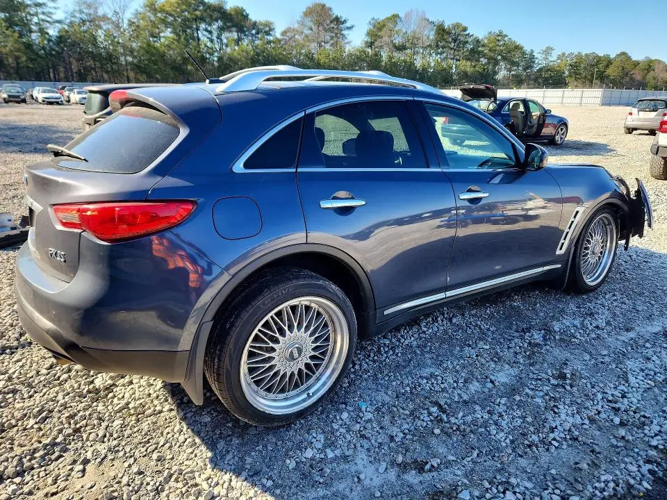 2010 INFINITI FX35   
