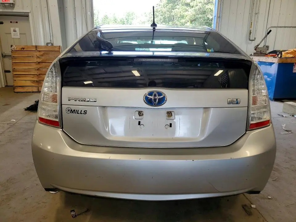 2010 TOYOTA PRIUS II  